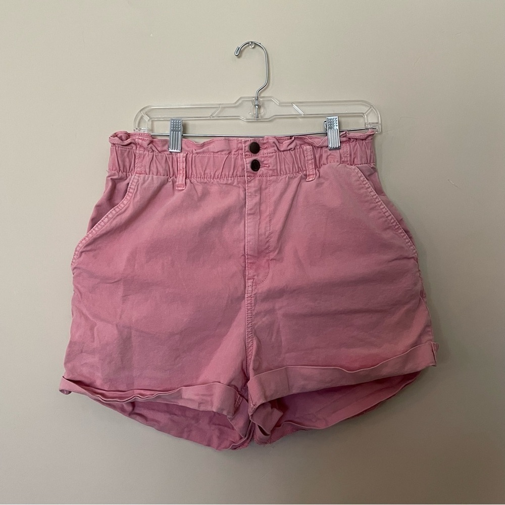 Universal Thread Pink High Waisted Ruffle Shorts - Picture 4 of 10